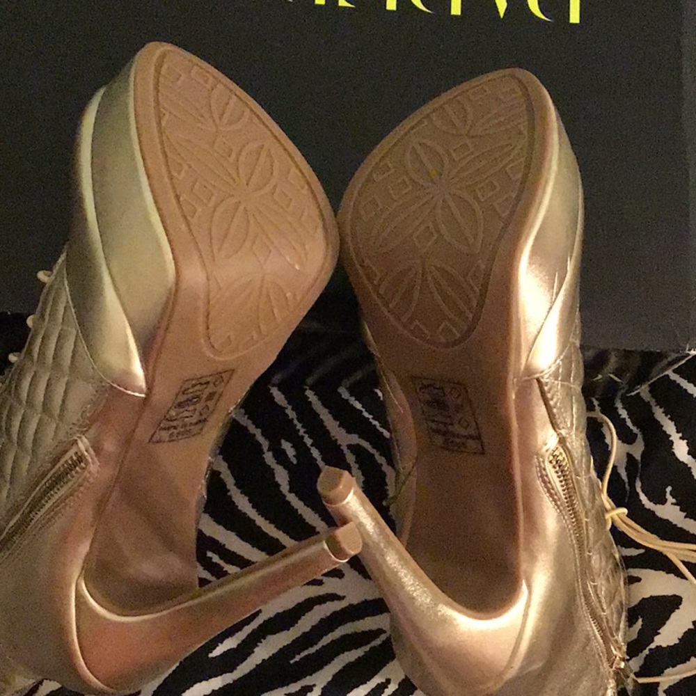 💰💰Paper Fox Platform Booties💰💰 - Picture 5 of 6